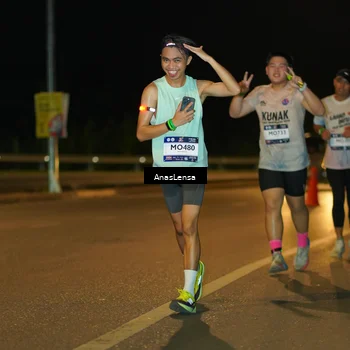 Runner Photo 7708930