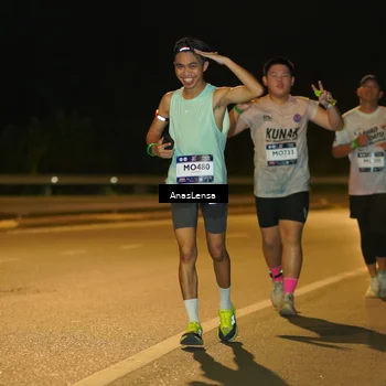 Runner Photo 7708933