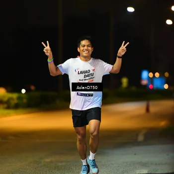 Runner Photo 7708942