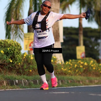 Runner Photo 7708948