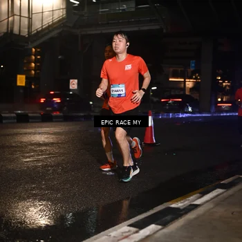 Runner Photo 7708949