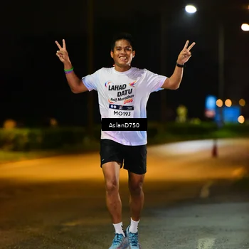 Runner Photo 7708957