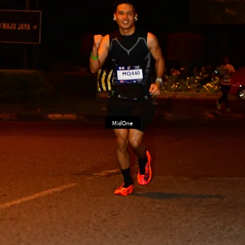 Runner Photo 7708959