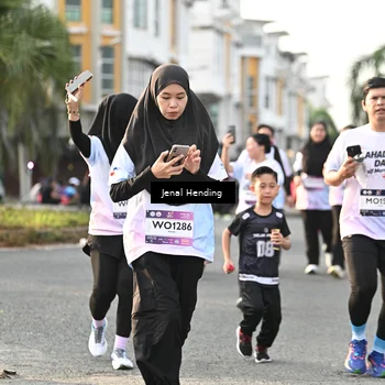 Runner Photo 7708967