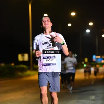 Runner Photo 7708974