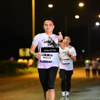 Runner Photo 7708975