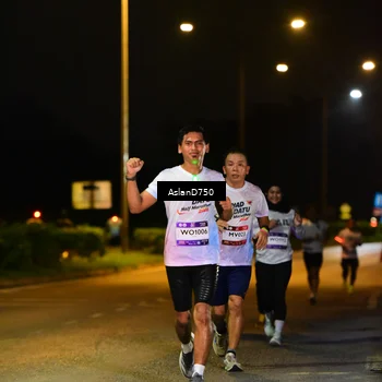 Runner Photo 7708989