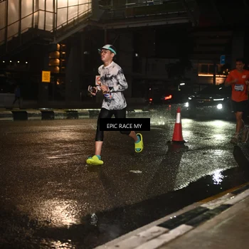 Runner Photo 7709006