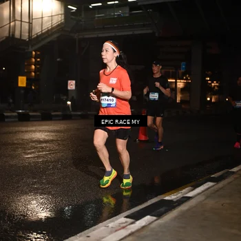 Runner Photo 7709011