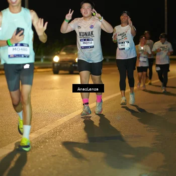 Runner Photo 7709016