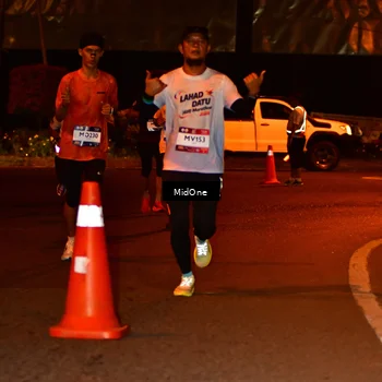 Runner Photo 7709021