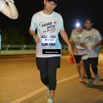 Runner Photo 7709037