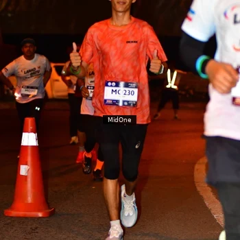 Runner Photo 7709040