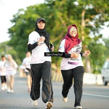 Runner Photo 7709044