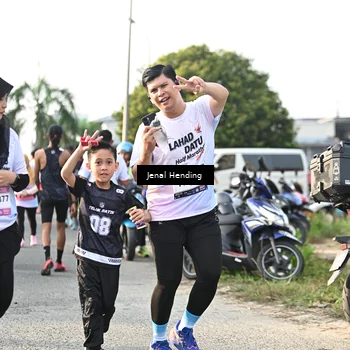 Runner Photo 7709045
