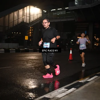 Runner Photo 7709047