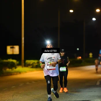 Runner Photo 7709048