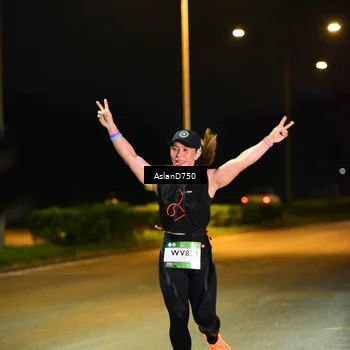 Runner Photo 7709056