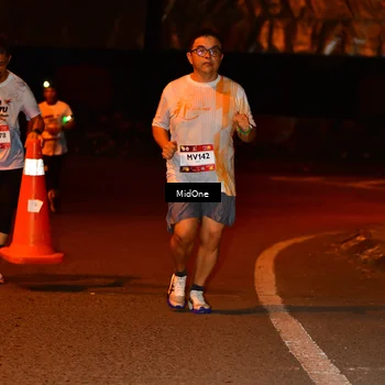 Runner Photo 7709058