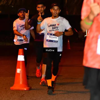 Runner Photo 7709064
