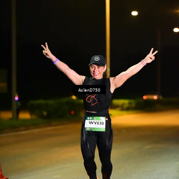 Runner Photo 7709065