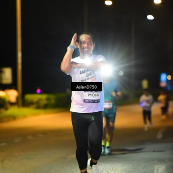 Runner Photo 7709070