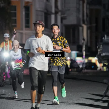 Runner Photo 7709072