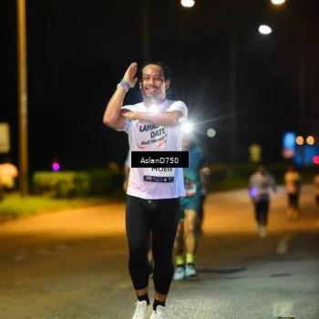 Runner Photo 7709073