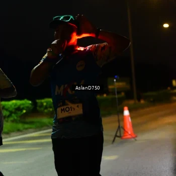 Runner Photo 7709084