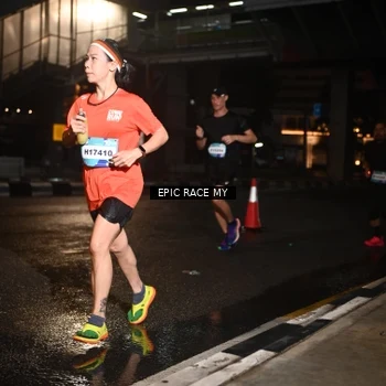 Runner Photo 7709088