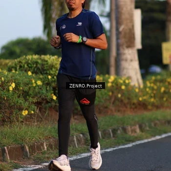 Runner Photo 7709090