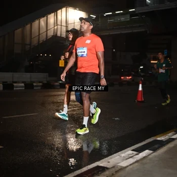 Runner Photo 7709109