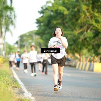 Runner Photo 7709112