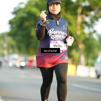 Runner Photo 7709113