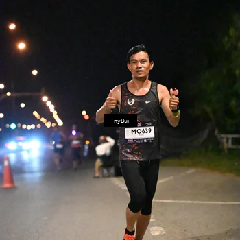 Runner Photo 7709123