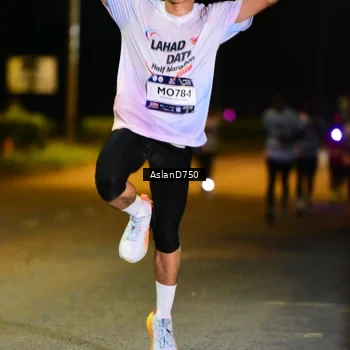 Runner Photo 7709135