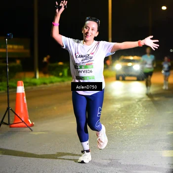 Runner Photo 7709137
