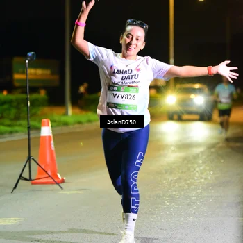Runner Photo 7709138