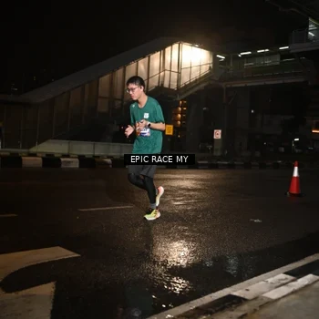 Runner Photo 7709154