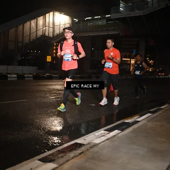 Runner Photo 7709171