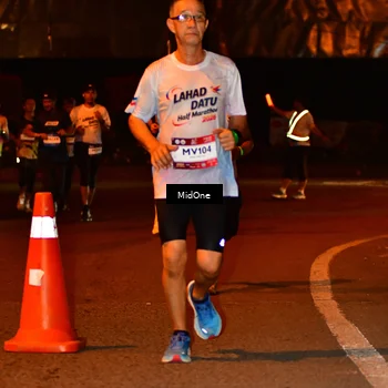 Runner Photo 7709180