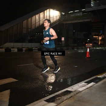Runner Photo 7709209