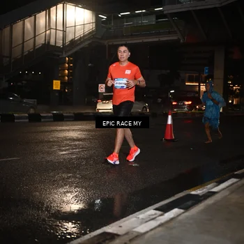 Runner Photo 7709218