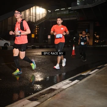 Runner Photo 7709221