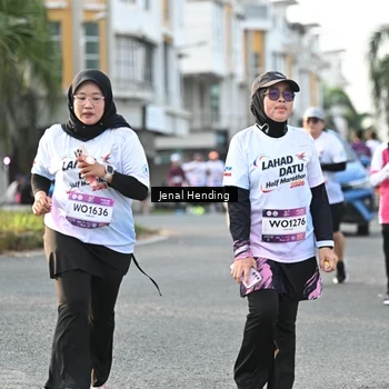 Runner Photo 7709223
