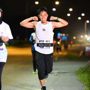 Runner Photo 7709224