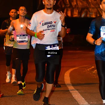 Runner Photo 7709231