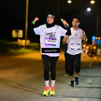 Runner Photo 7709233