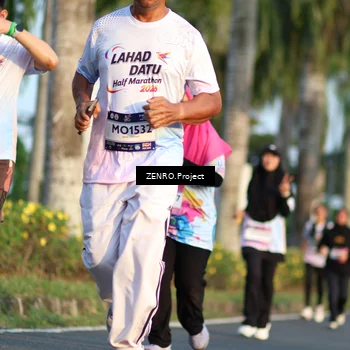 Runner Photo 7709271