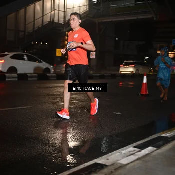 Runner Photo 7709272